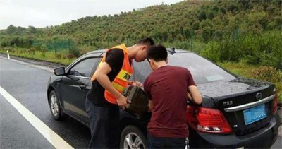 沙河永福道路救援